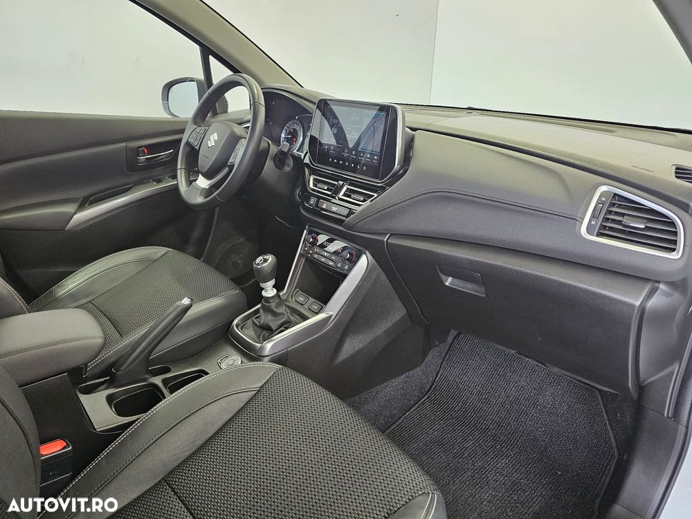 Suzuki S-Cross 1.4 Boosterjet AllGrip MHEV Luxus - 29