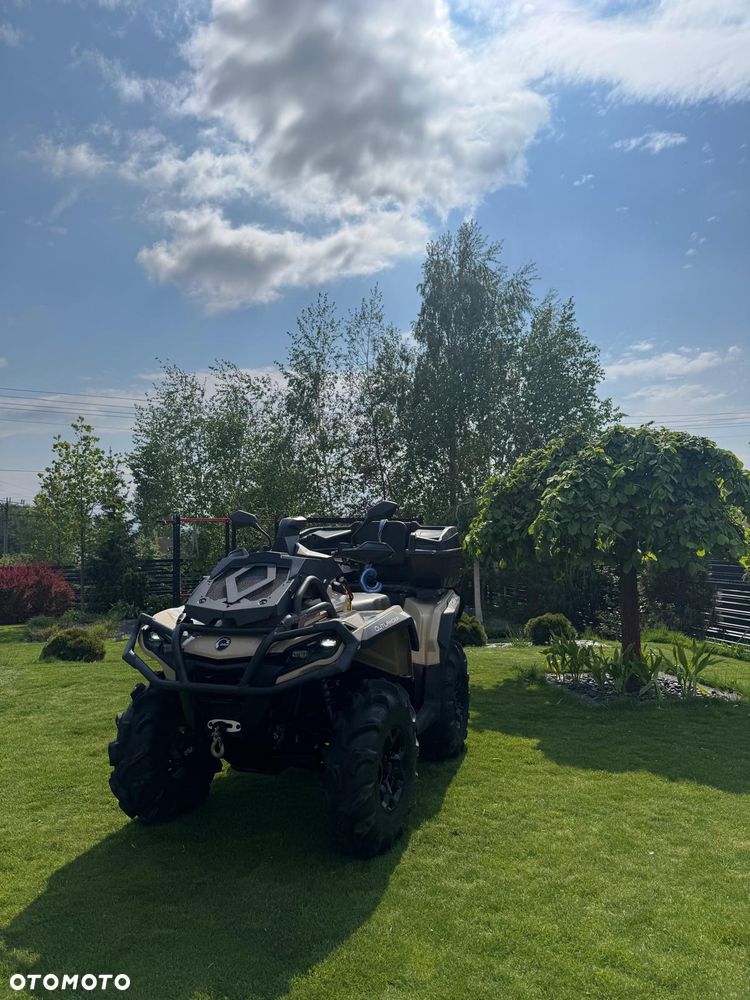 Can-Am Outlander - 2