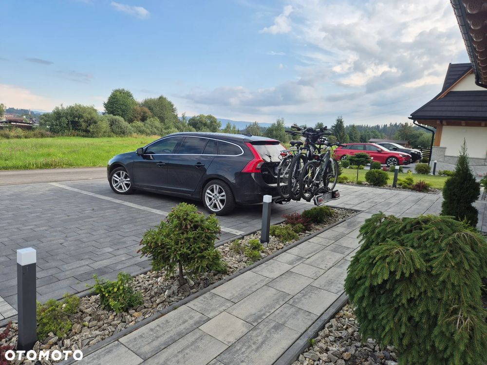 Volvo V60 D3 Summum - 1