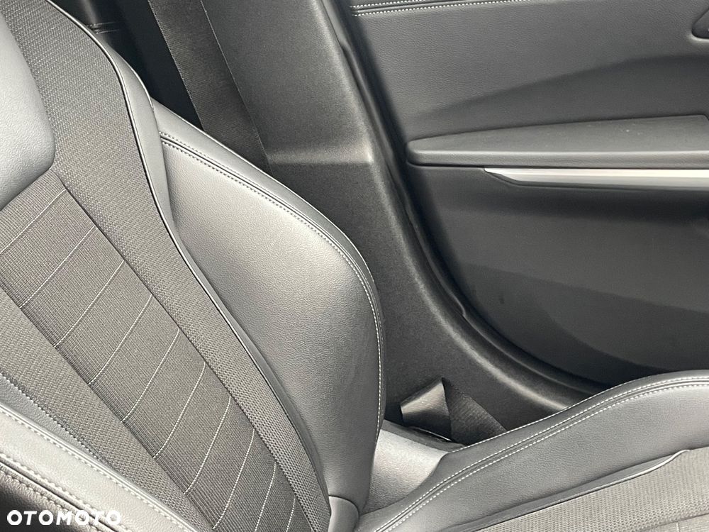 BMW Seria 3 318d Sport Line - 10