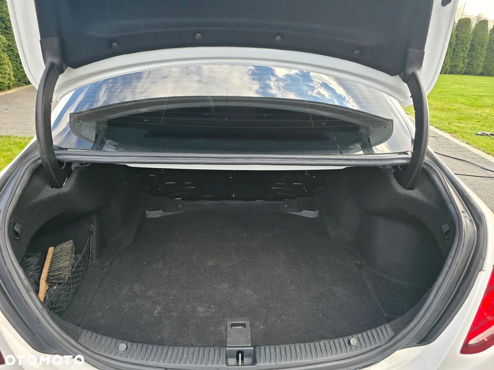 Mercedes-Benz Klasa C 200 7G-TRONIC - 9