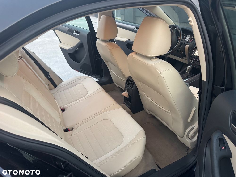 Volkswagen Jetta 1.4 TSI Highline DSG - 7