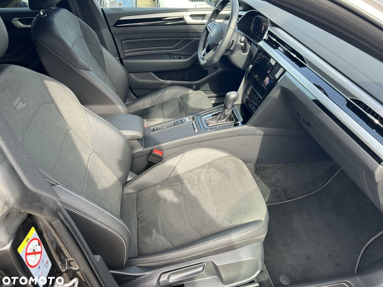 Volkswagen Arteon 2.0 TSI R-Line DSG - 14