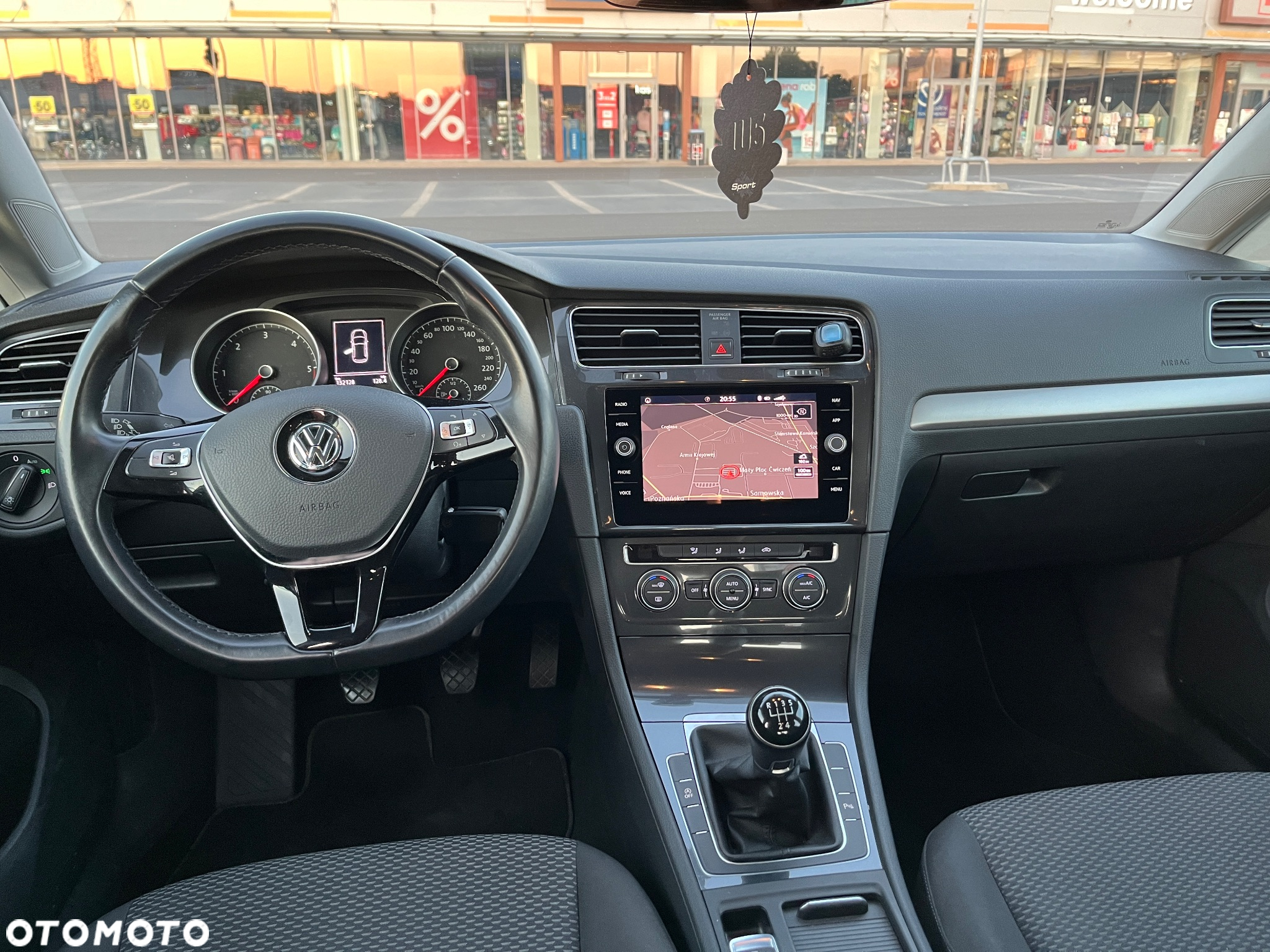 Volkswagen Golf VII 1.6 TDI BMT Trendline - 14