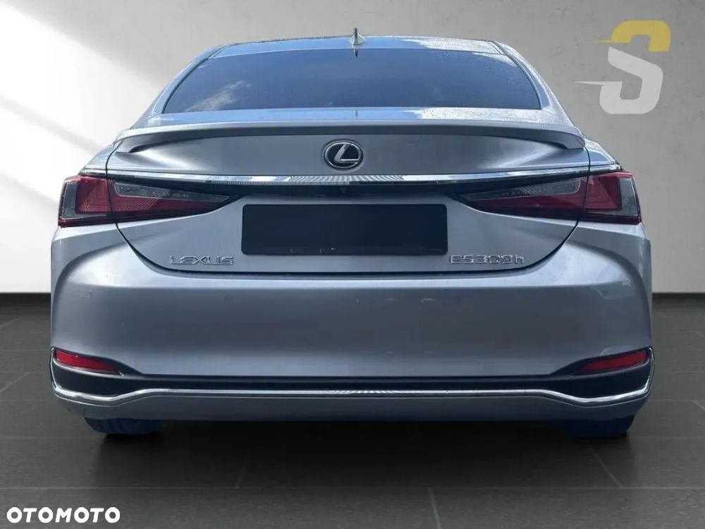 Lexus ES 300h Business Edition - 5