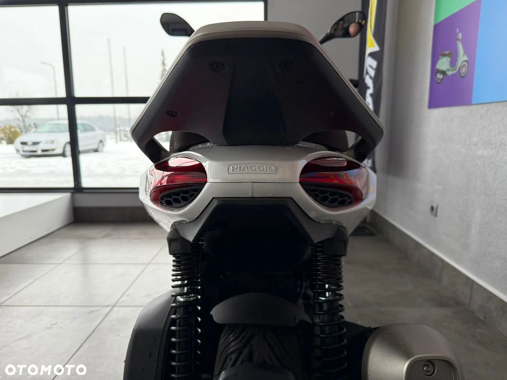 Piaggio Beverly - 10