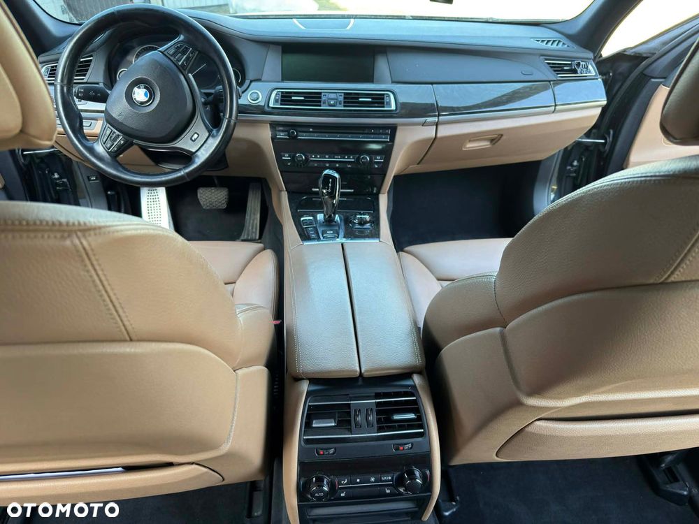 BMW Seria 7 - 3
