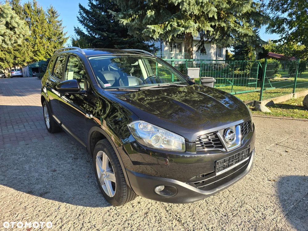 Nissan Qashqai+2