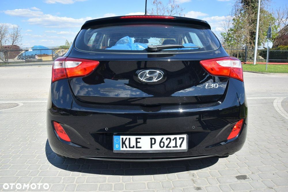 Hyundai i30 1.4 Premium - 11