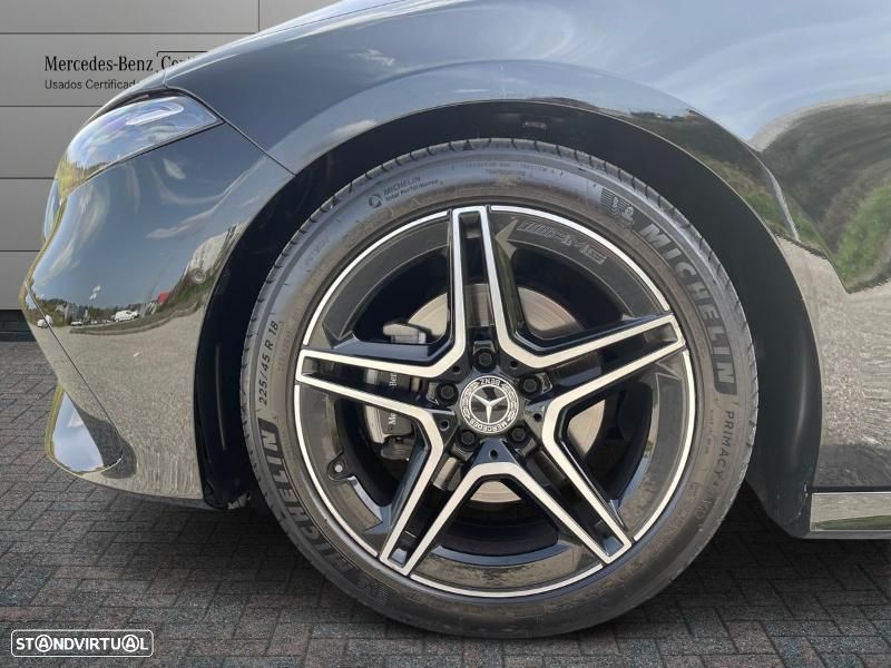 Mercedes-Benz A 180 d 8G-DCT AMG Line - 5