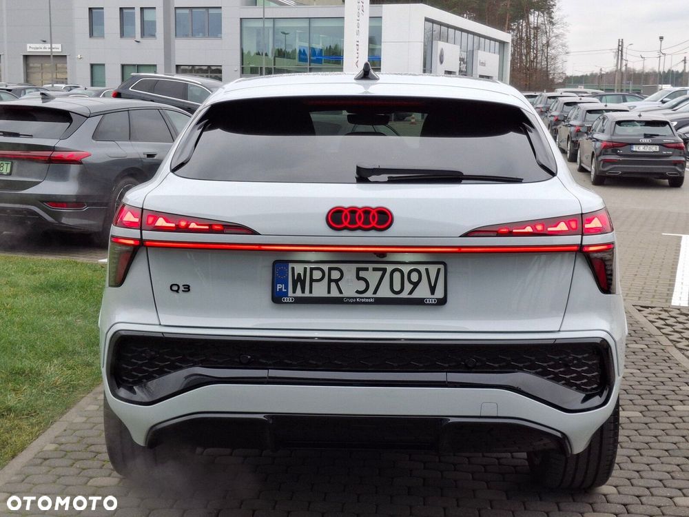 Audi Q3 Sportback - 3