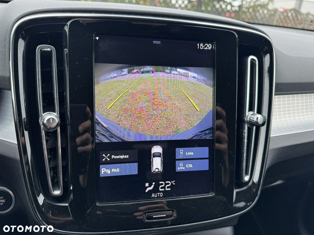 Volvo XC 40 D3 Momentum Pro - 16