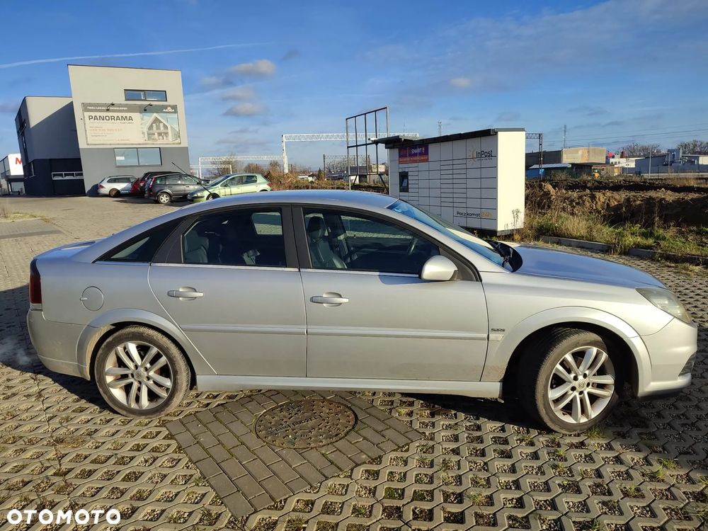 Vauxhall Vectra - 2