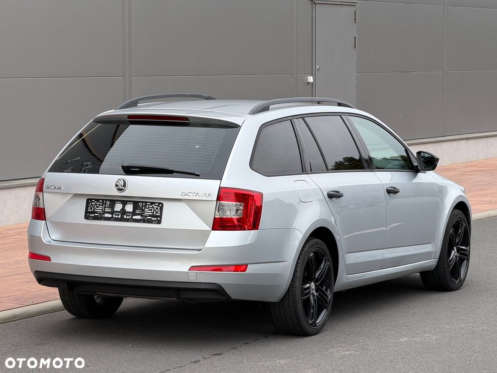 Skoda Octavia - 13