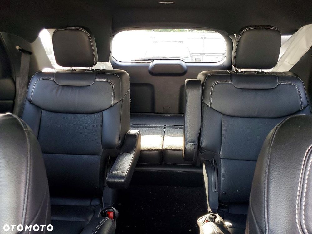 Ford Explorer - 10