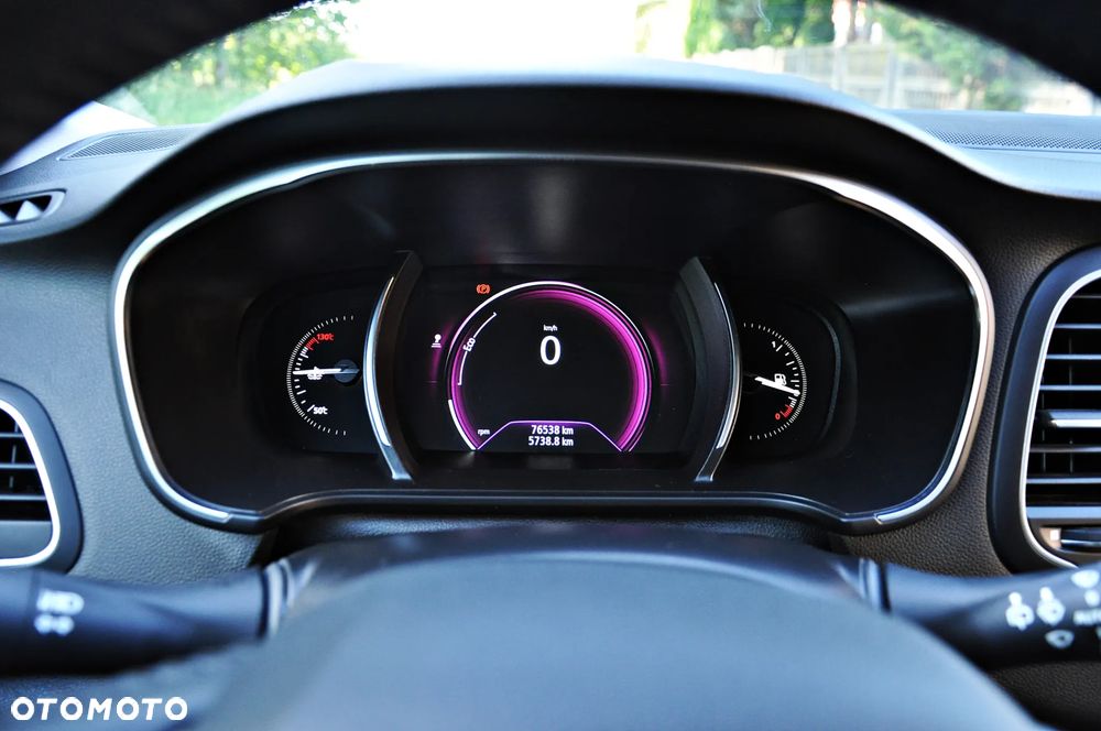 Renault Megane ENERGY TCe 100 EXPERIENCE - 19