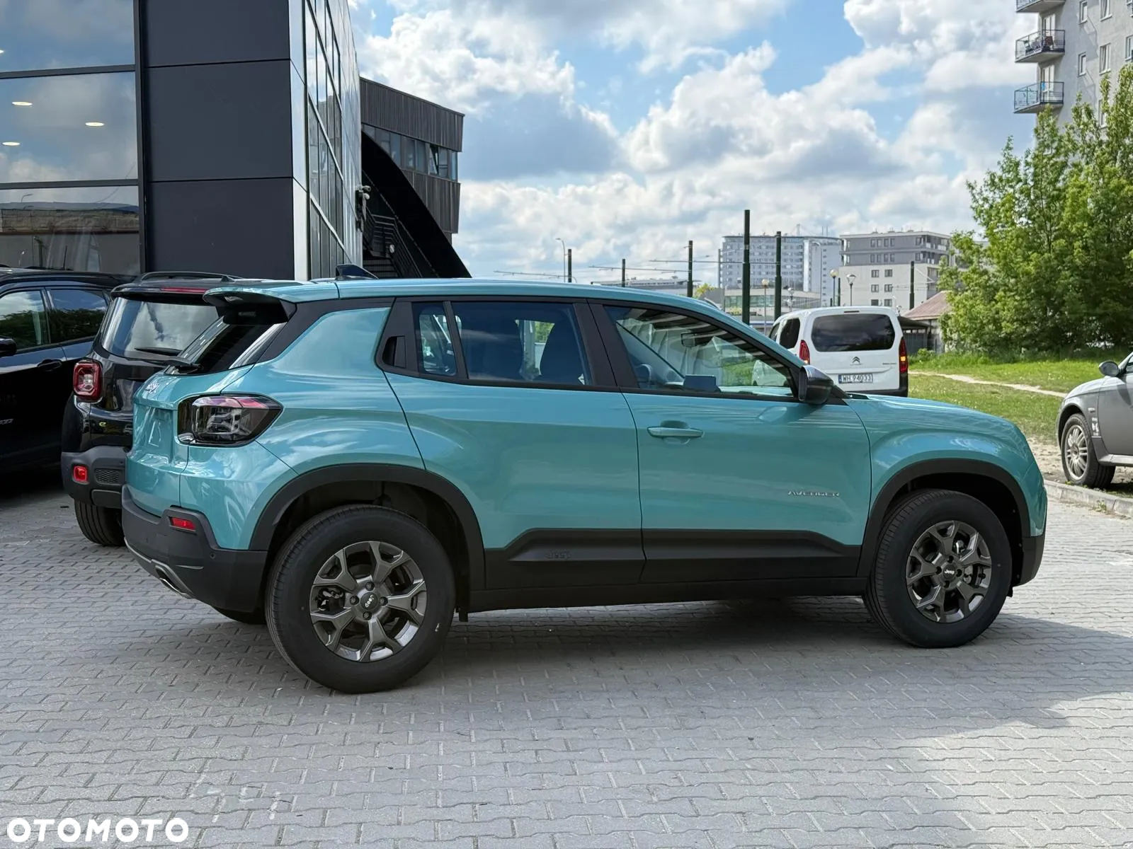 Jeep Avenger 1.2 GSE T3 Longitude FWD - 4
