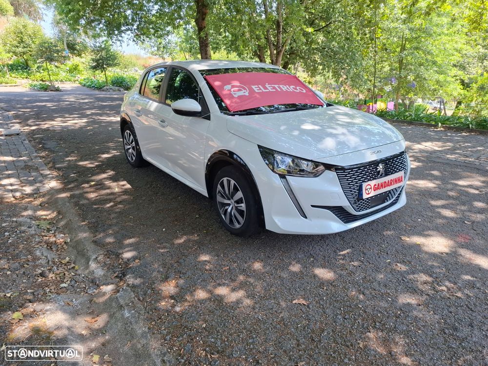 Peugeot e-208 - 8