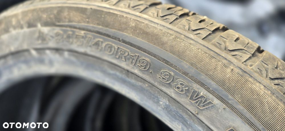 245/40/19 Wielosezonowe Westlake 6mm - 7