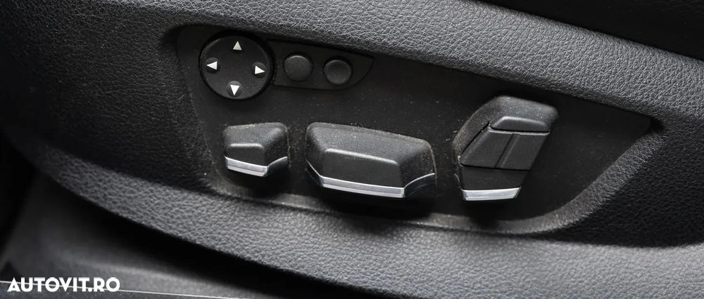 BMW Seria 7 740Li - 5