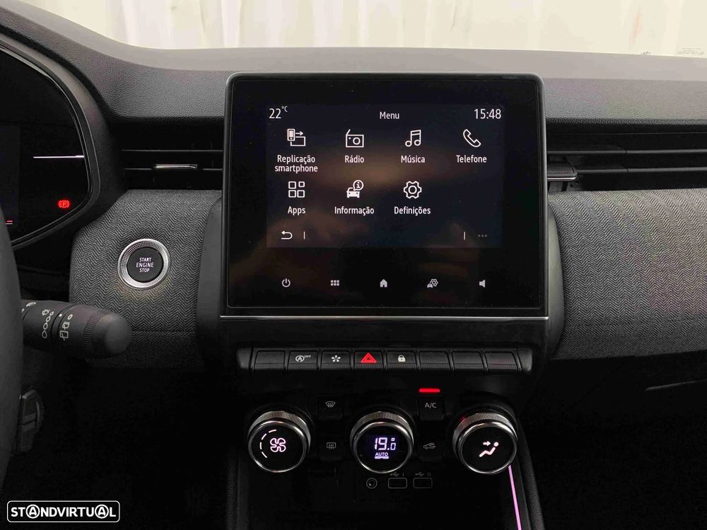 Renault Clio 1.0 TCe Techno Bi-Fuel - 8