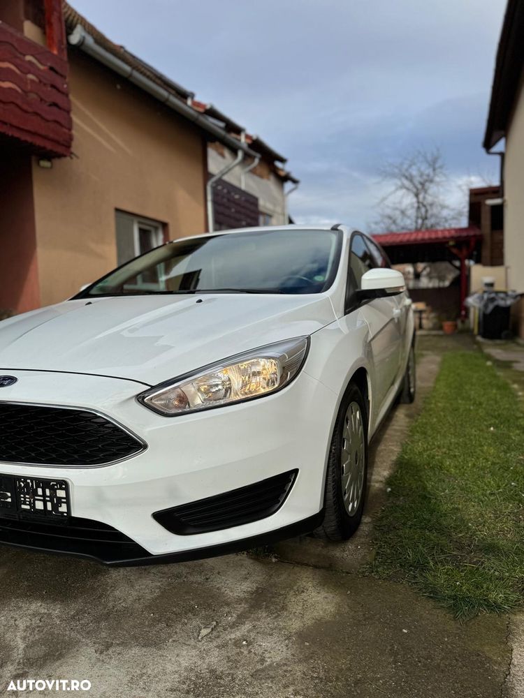 Ford Focus 1.5 TDCi ECOnetic 88g Start-Stopp-System Business - 2