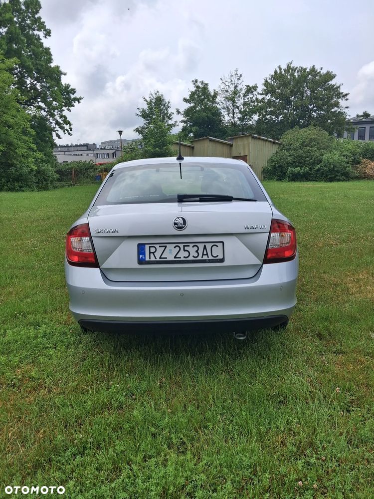 Skoda RAPID 1.0 TSI Ambition - 6