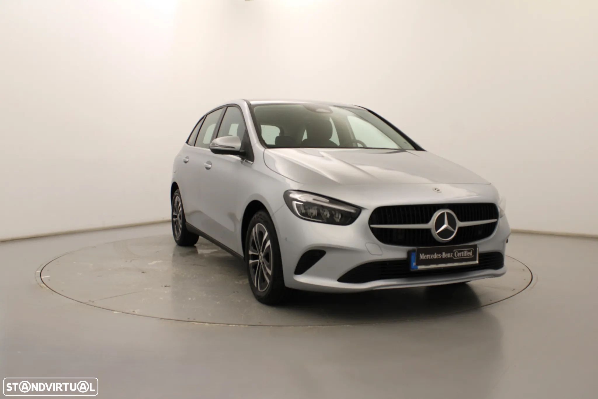 Mercedes-Benz B 250 e - 1