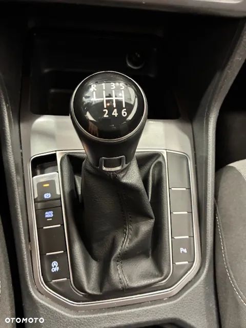 Volkswagen Golf Sportsvan VII SV 1.2 TSI BMT Trendline - 22