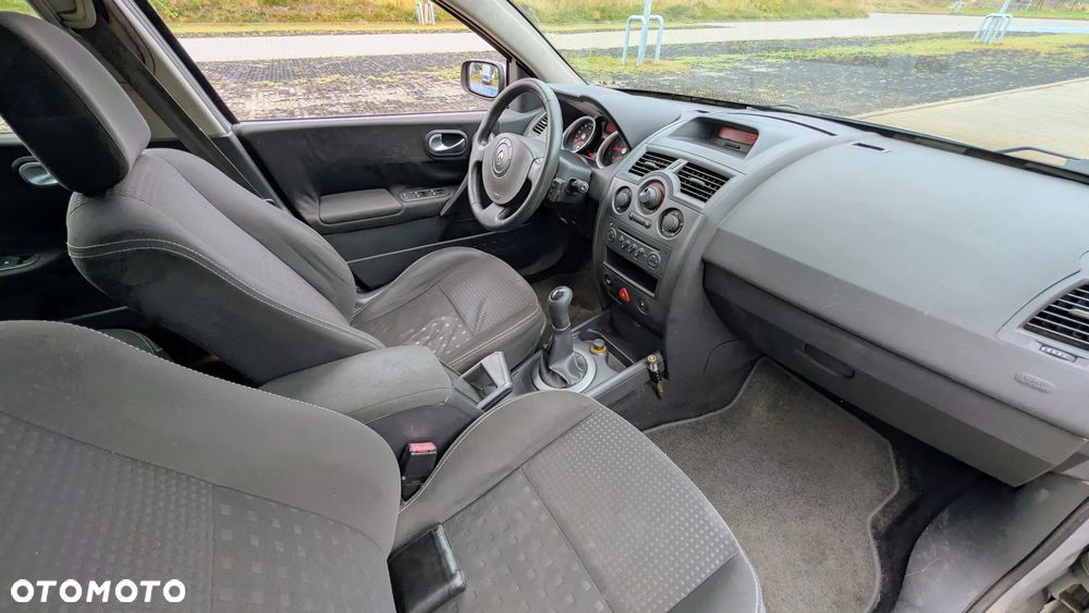 Renault Megane 1.5 dCi Expression - 7