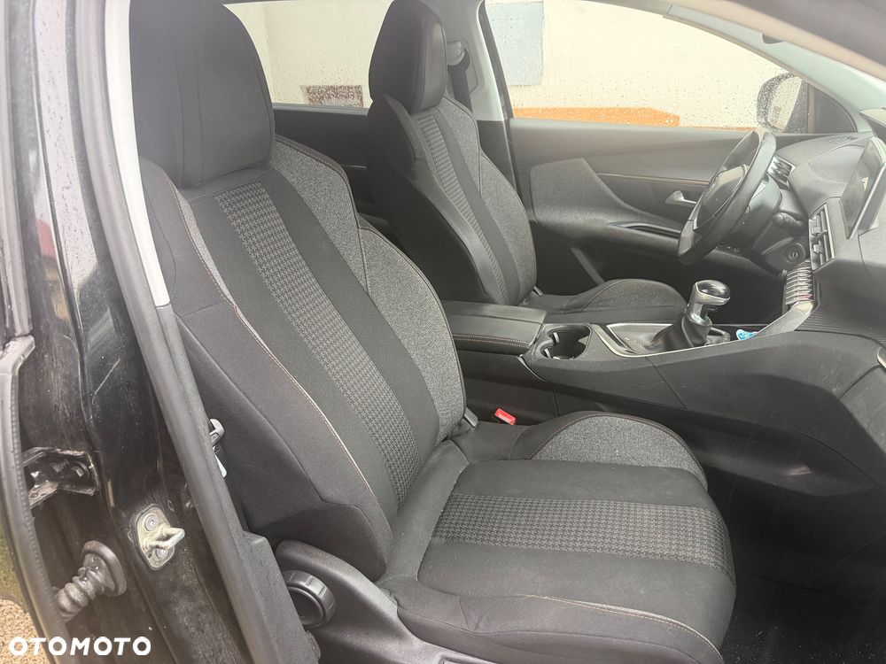 Peugeot 5008 BlueHDi 120 Active - 13