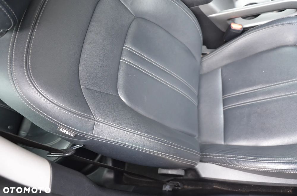 Kia Sportage 1.6 GDI Business Line 2WD - 28
