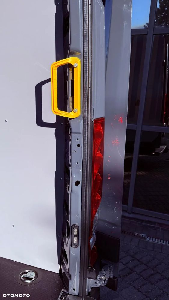 Iveco 35S18HV 7 OSOBOWY - 3 LITRY - 14