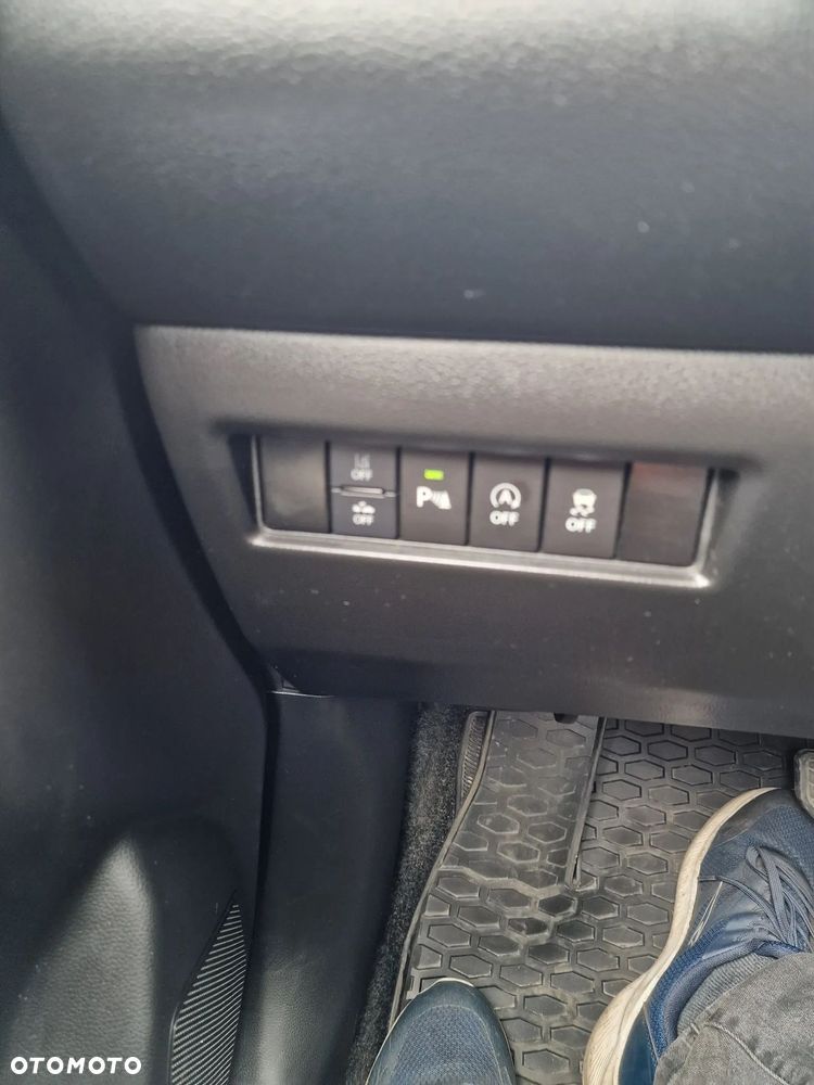 Suzuki Swift 1.2 Dualjet SHVS Premium Plus CVT - 25