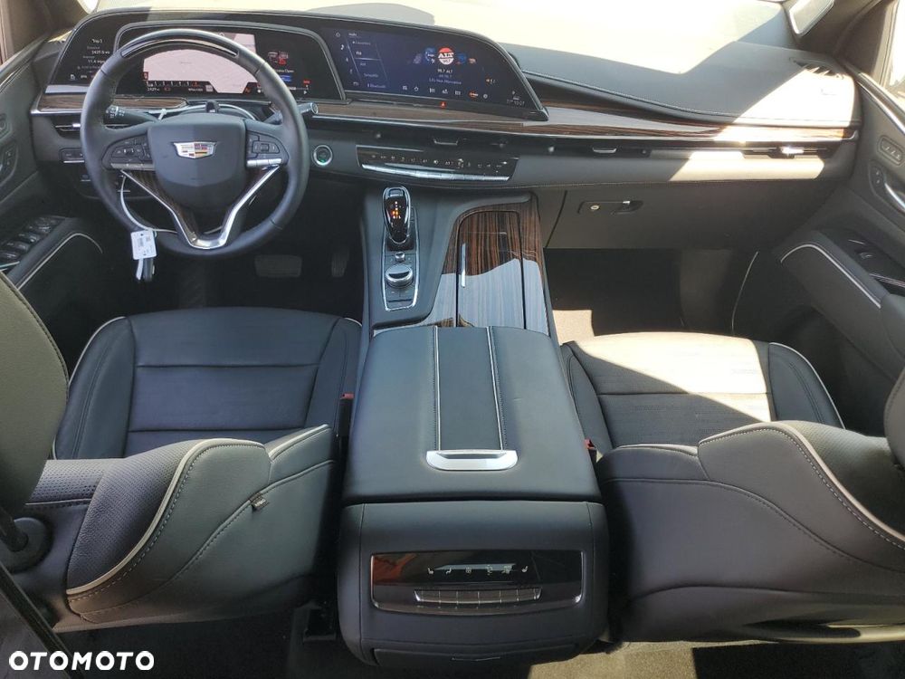 Cadillac Escalade - 9