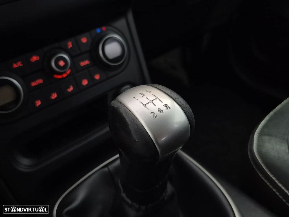 Nissan Qashqai 1.6 Acenta 17 - 17