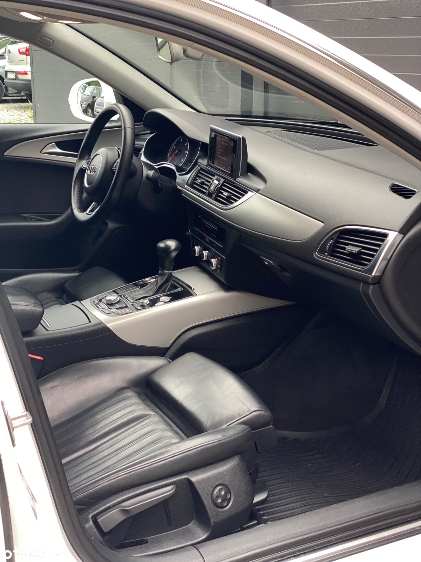 Audi A6 Avant 2.0 TDI DPF multitronic - 18
