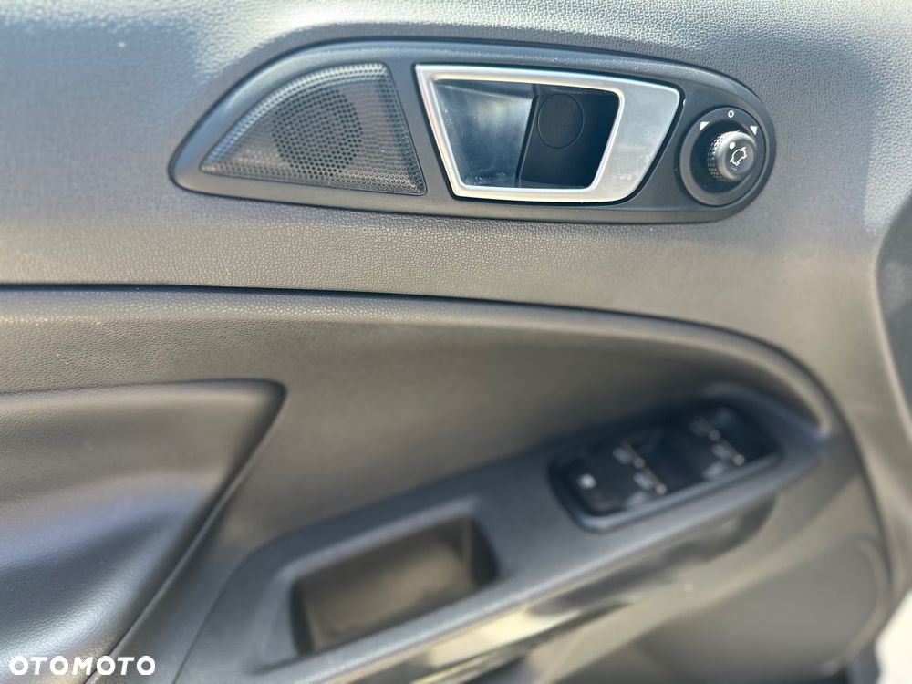 Ford EcoSport - 19