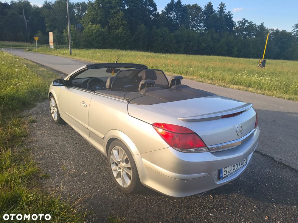 Opel Astra 1.8 Edition - 11