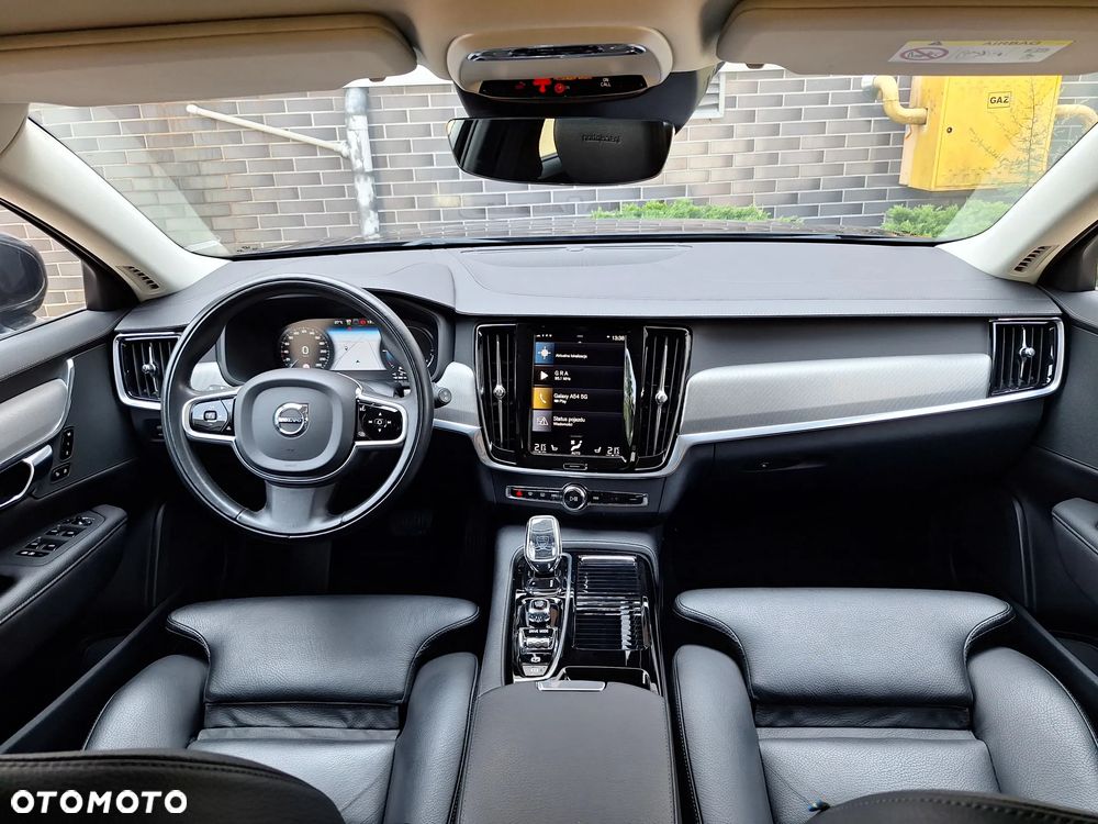 Volvo V90 T8 AWD Plug-In Hybrid Inscription - 40