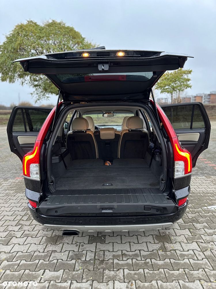 Volvo XC 90 D5 AWD Momentum - 22