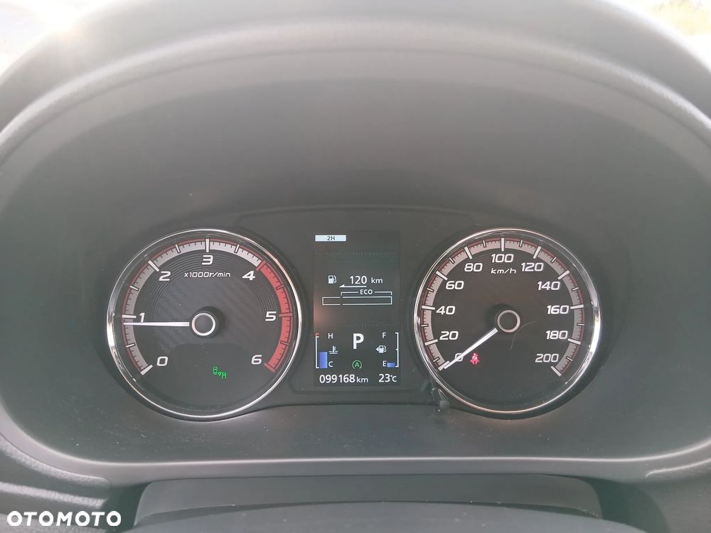 Mitsubishi L200 2.2 d DC Instyle Plus - 9