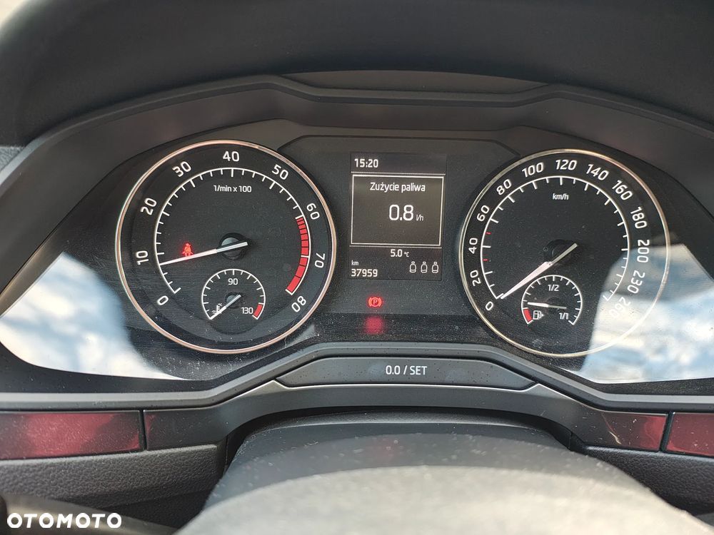 Skoda Superb 1.4 TSI ACT Active - 8