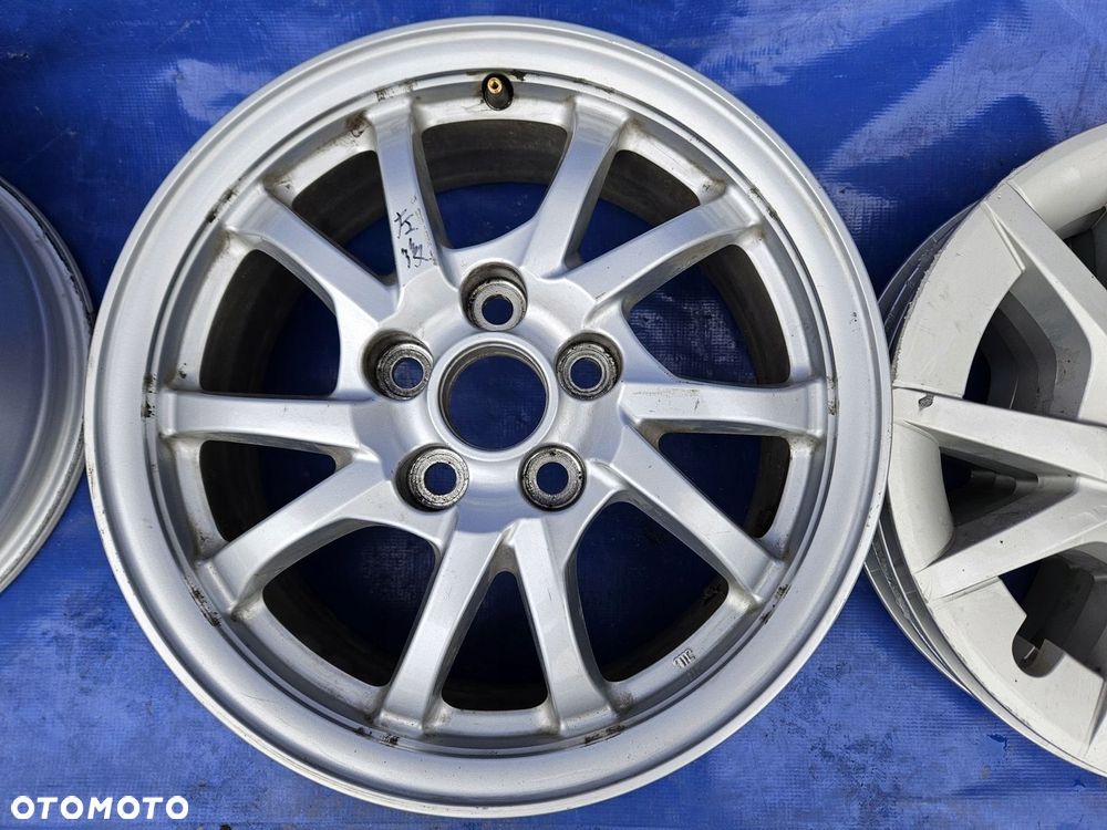 TOYOTA PRIUS PLUS felgi 16" kołpaki komplet - 6