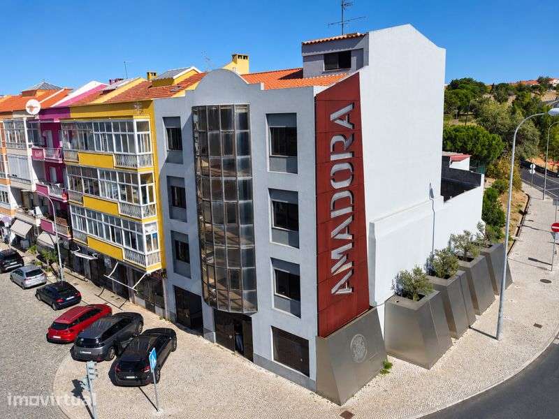 Apartamento T6+ em Falagueira-Venda Nova, €2.100.000