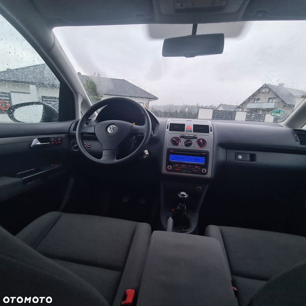 Volkswagen Touran 1.6 Freestyle - 22