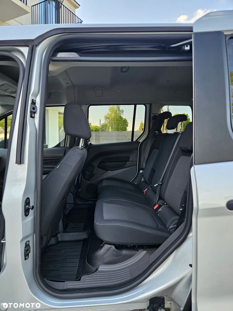 Ford Tourneo Connect - 16