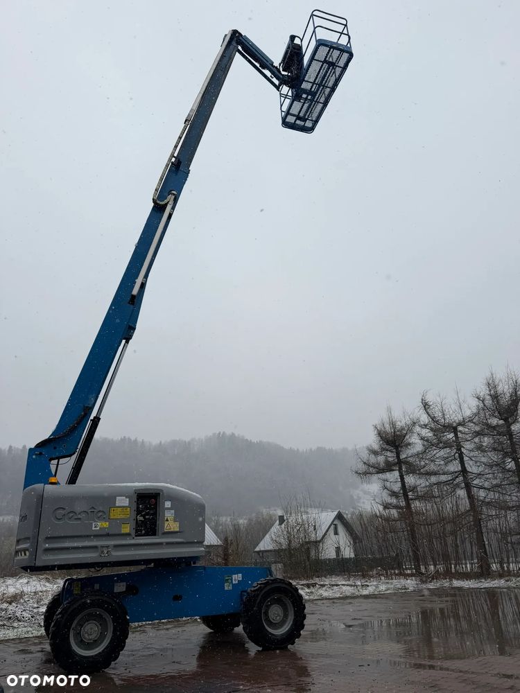 Genie S-45 Zwyżka Podnośnik Teleskopowy terenowy 4x4 wysokość 16 m Silnik DEUTZ. Maszyna jak Nowa z Urzędu Norweskiego Komuny! 2016 rok. Spalinowo- elektryczna Zadbana. Zero luzów wycieków! Okazja! 2 x Sterowanie maszyną góra i dół. Przetwornica gniazdo 220 volt. Poziomowanie oraz obrót kosza! OKAZJA. Aktualna Dekra Do 2027 roku !!! - 30