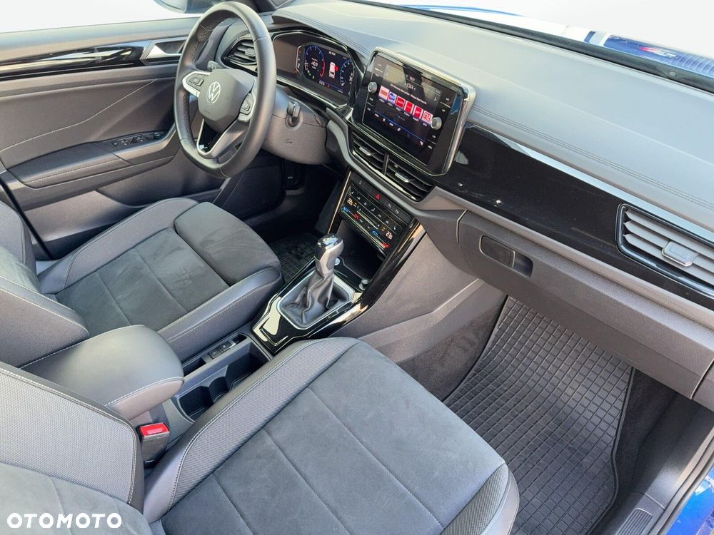 Volkswagen T-Roc - 13