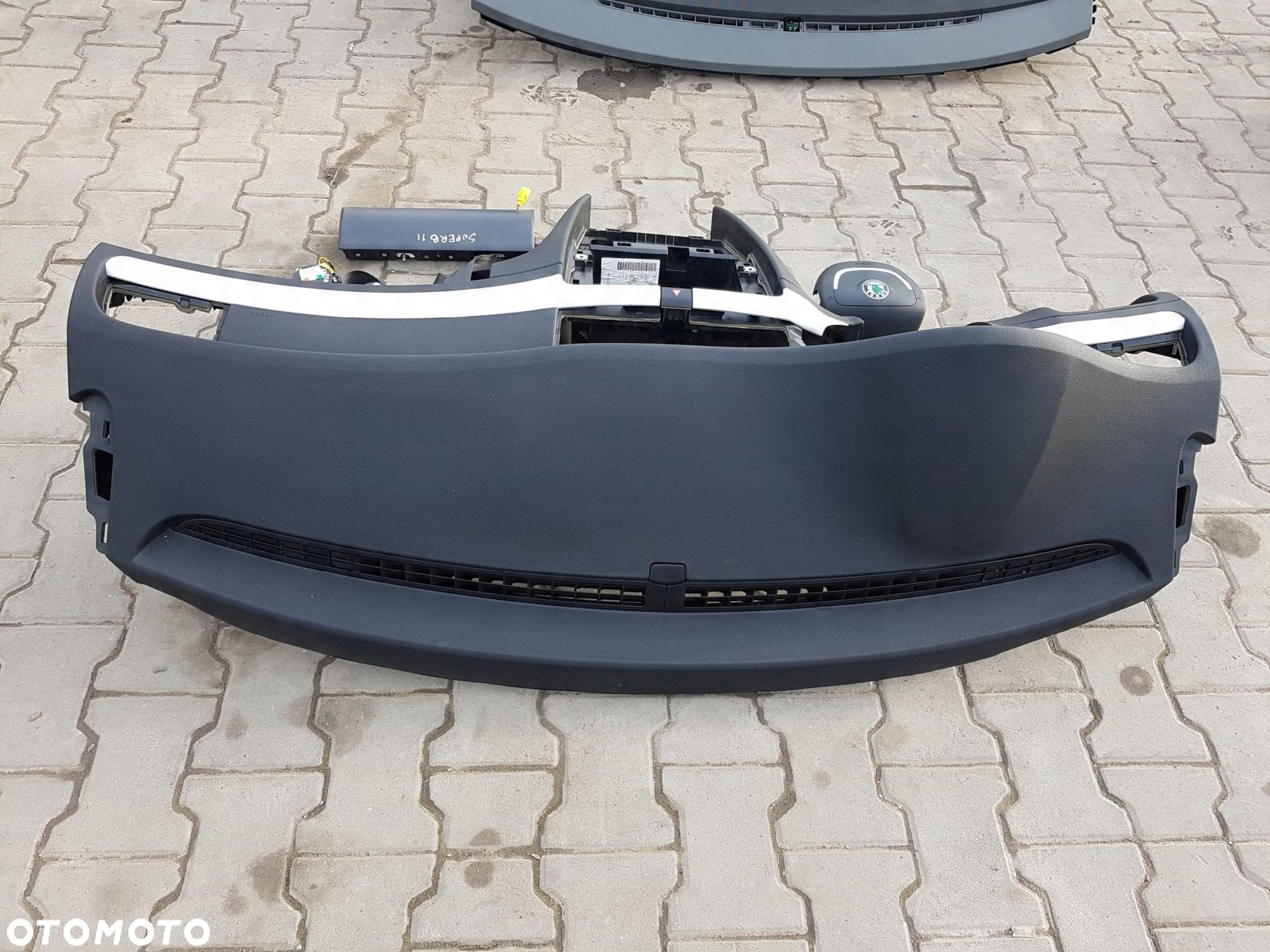SKODA SUPERB 2 II 08-12r DESKA ROZDZIELCZA KONSOLA PASY PODUSZKI AIRBAG - 2